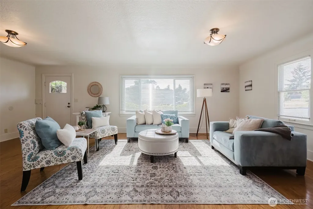 1108 Warren Avenue Bremerton WA 98337