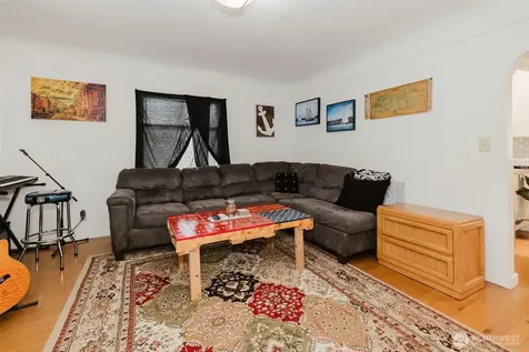 1108 Warren Avenue Bremerton WA 98337