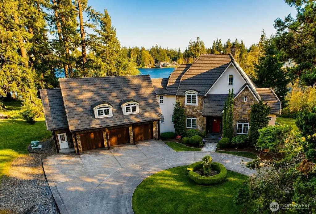 1000 Creso Road S Spanaway WA 98387