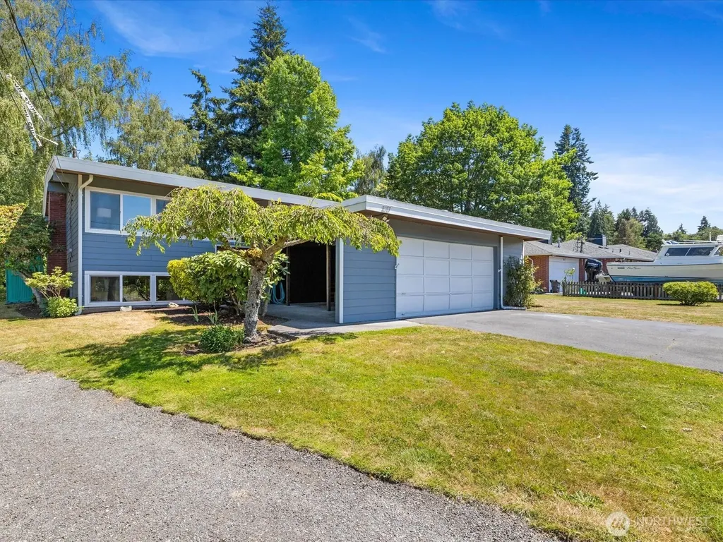 817 Olympic Boulevard Everett WA 98203
