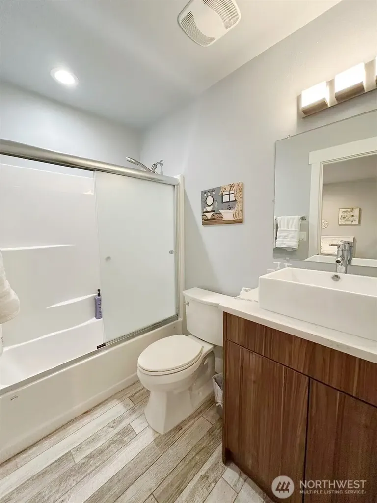 3621 Lincoln Avenue NE Renton WA 98056