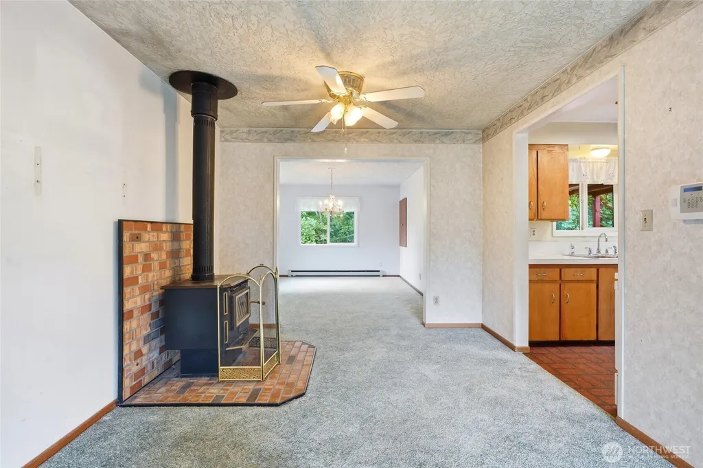 205 N 21st Avenue Kelso WA 98626
