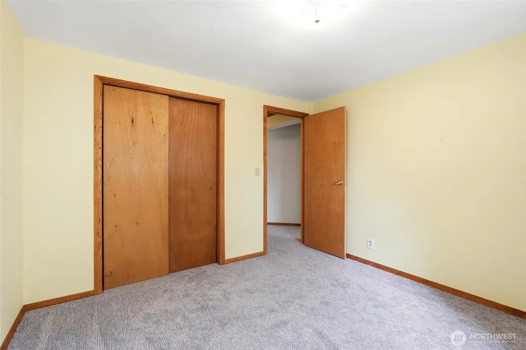 205 N 21st Avenue Kelso WA 98626