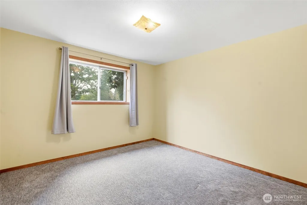 205 N 21st Avenue Kelso WA 98626