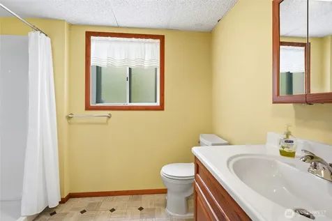 205 N 21st Avenue Kelso WA 98626