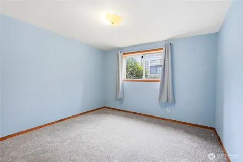 205 N 21st Avenue Kelso WA 98626