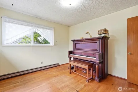205 N 21st Avenue Kelso WA 98626