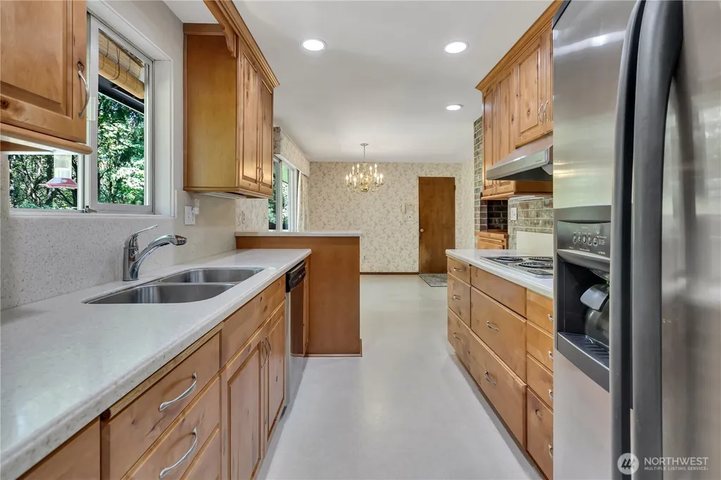 3221 57th Street E Tacoma WA 98443