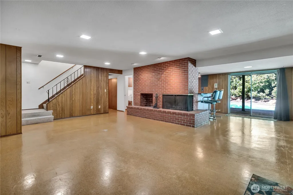 3221 57th Street E Tacoma WA 98443