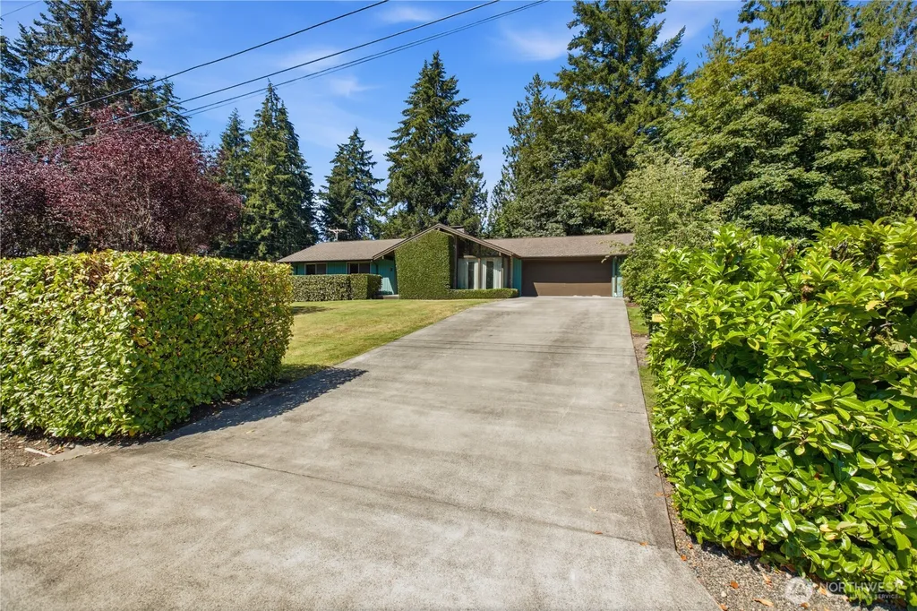 3221 57th Street E Tacoma WA 98443