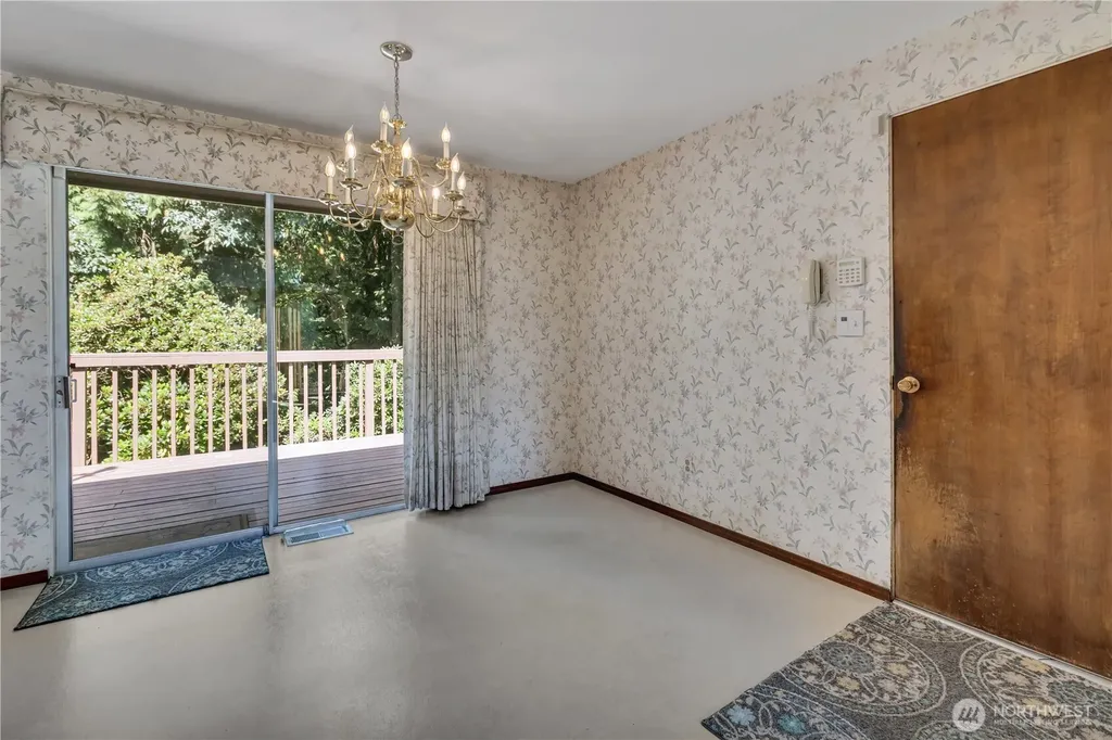 3221 57th Street E Tacoma WA 98443