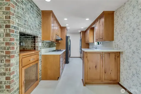 3221 57th Street E Tacoma WA 98443
