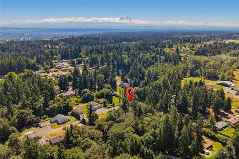 3221 57th Street E Tacoma WA 98443