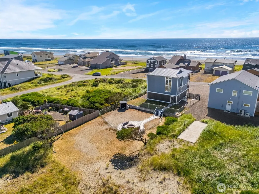412 Dune Crest Drive Westport WA 98595