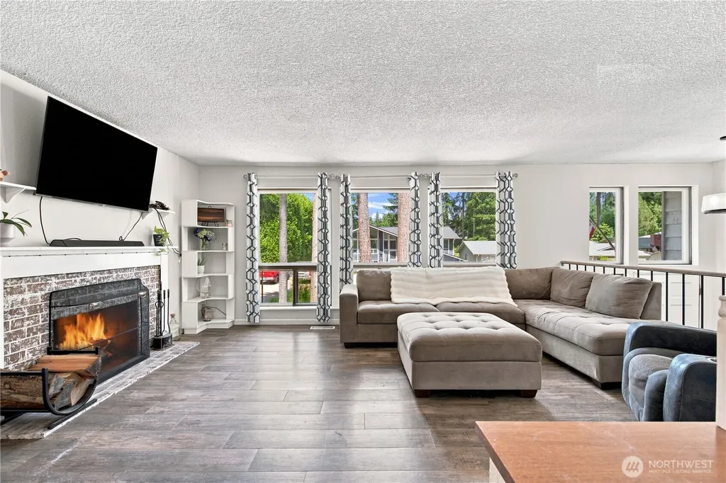 3366 SE Summer Place Port Orchard WA 98366