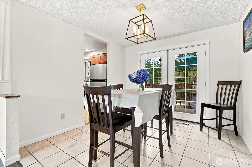 3366 SE Summer Place Port Orchard WA 98366