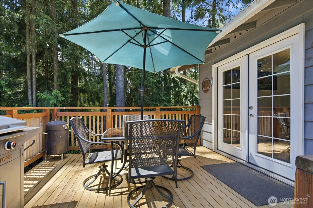 3366 SE Summer Place Port Orchard WA 98366