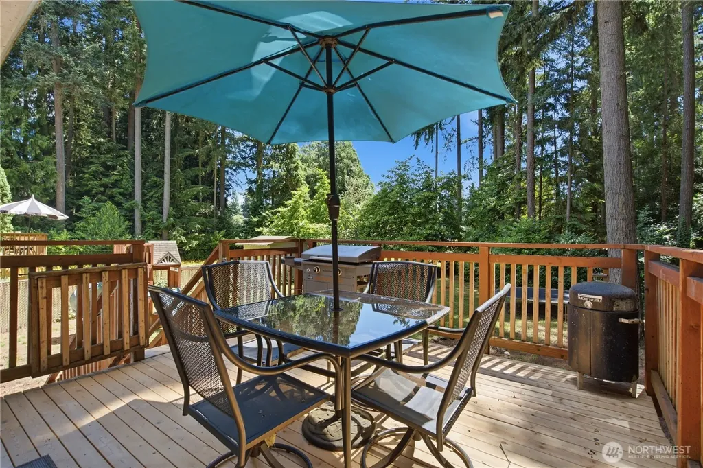 3366 SE Summer Place Port Orchard WA 98366