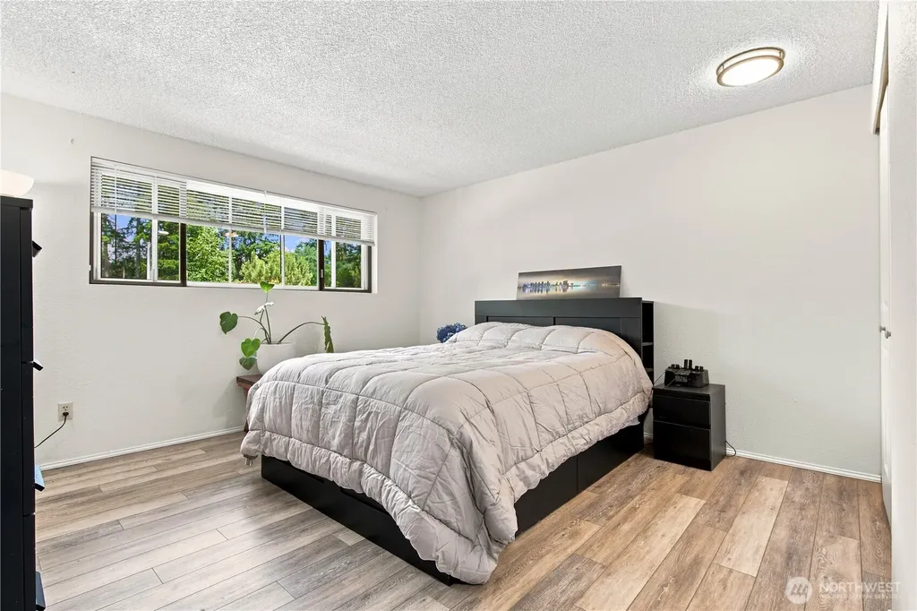 3366 SE Summer Place Port Orchard WA 98366