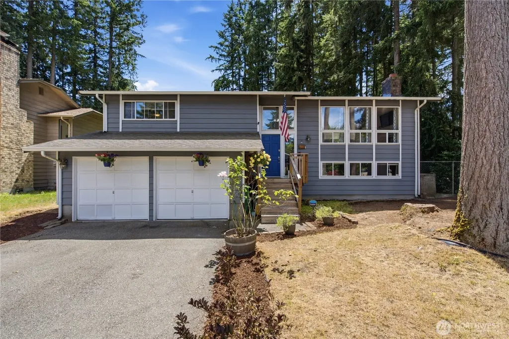 3366 SE Summer Place Port Orchard WA 98366