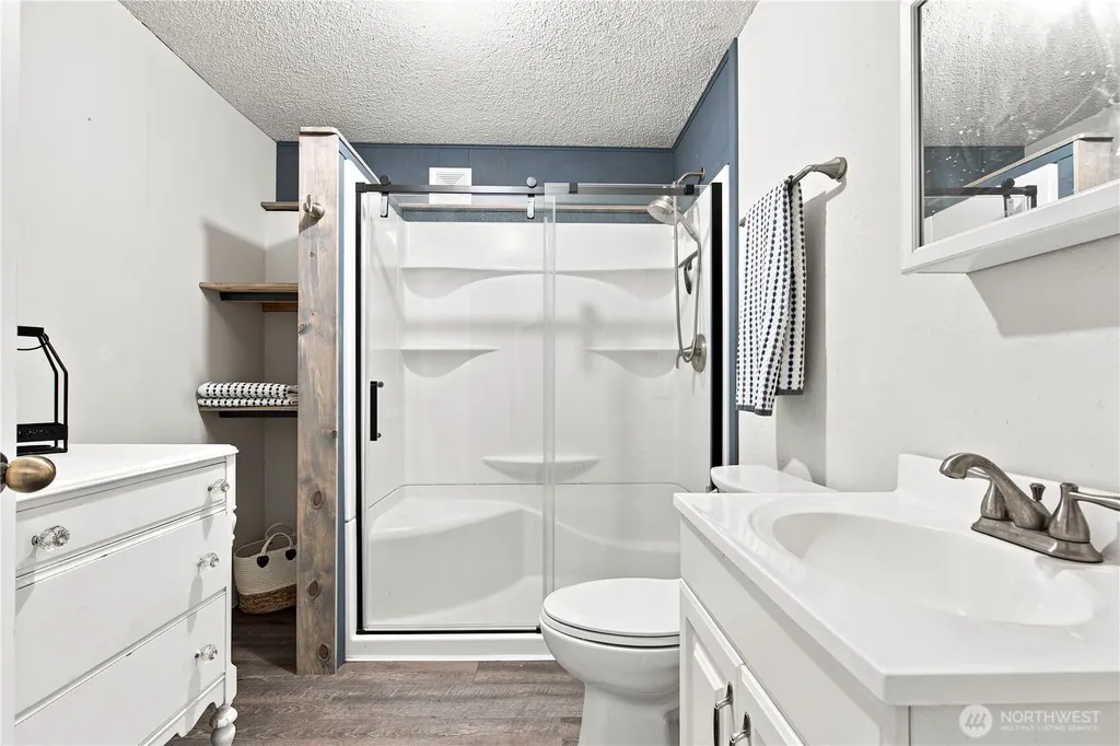 3366 SE Summer Place Port Orchard WA 98366