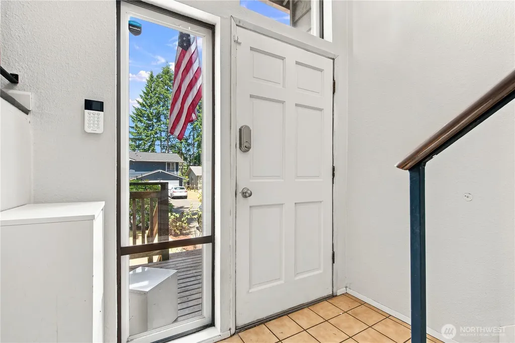 3366 SE Summer Place Port Orchard WA 98366