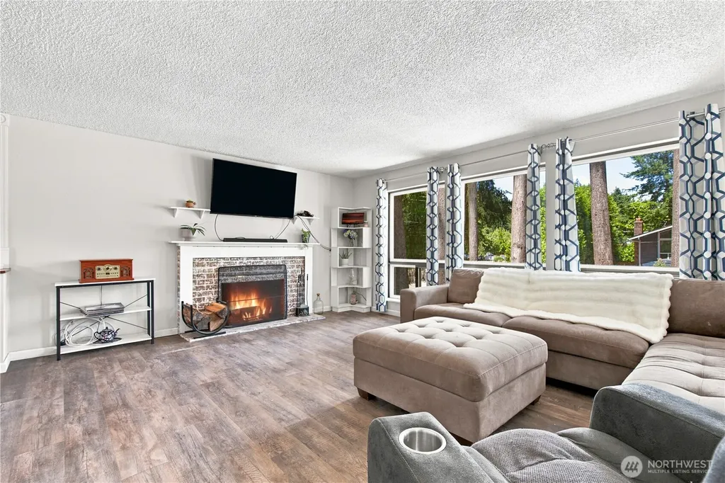 3366 SE Summer Place Port Orchard WA 98366