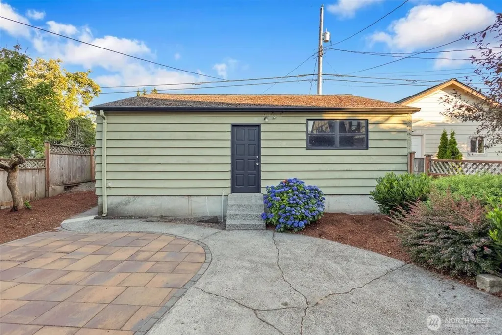 4124 6th Avenue Tacoma WA 98406
