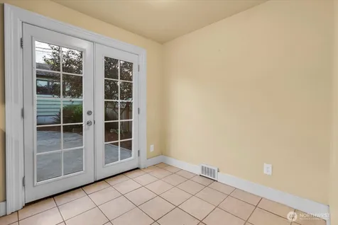 4124 6th Avenue Tacoma WA 98406