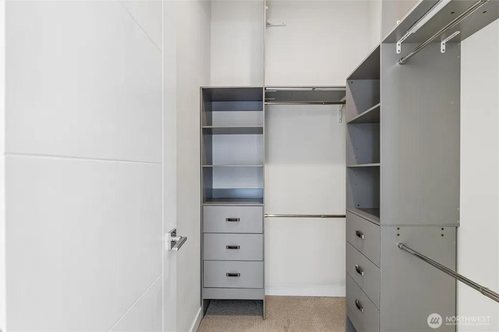 3416 15th Ave W Seattle WA 98119