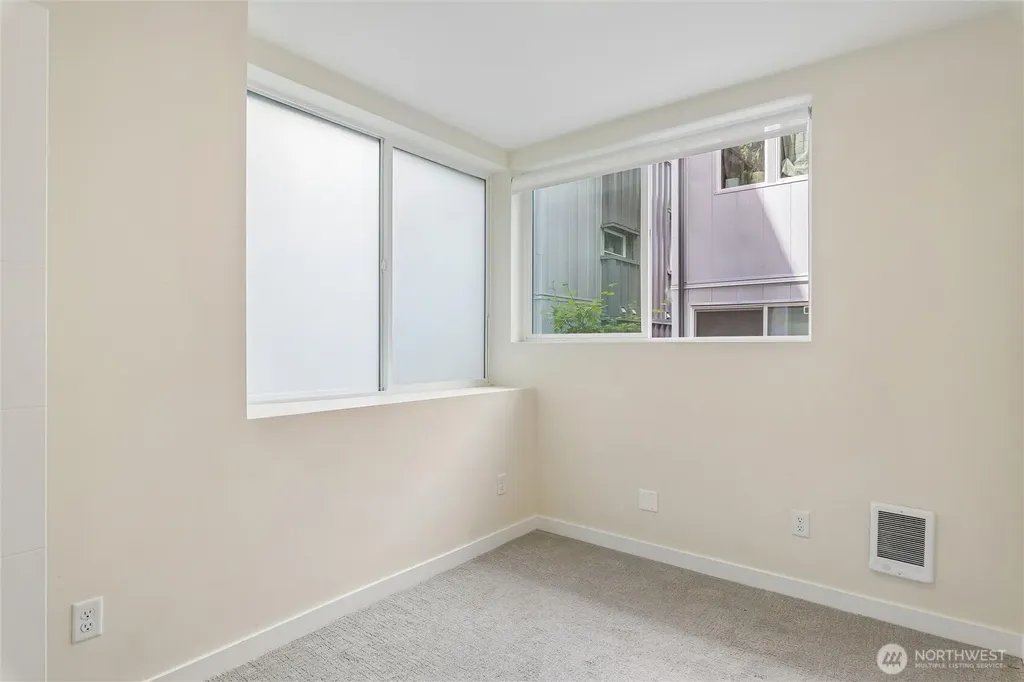 3416 15th Ave W Seattle WA 98119