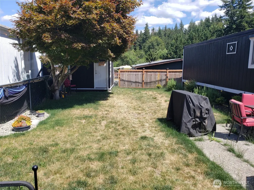 31108 3rd Avenue Black Diamond WA 98010