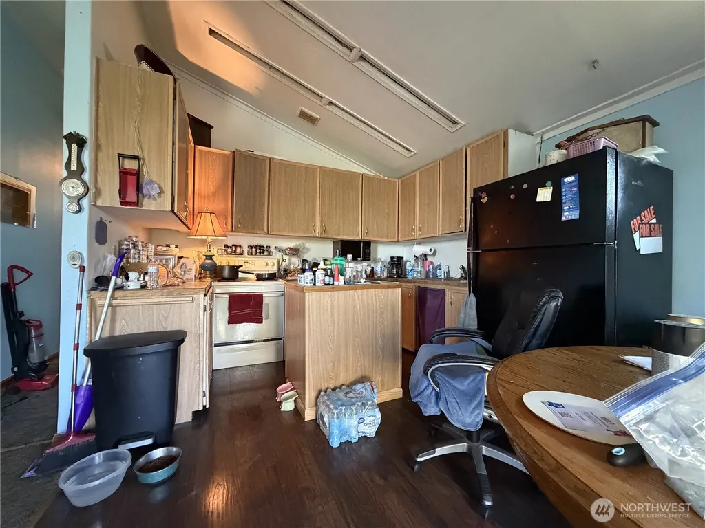 2745 NE Westshore Drive Moses Lake WA 98837
