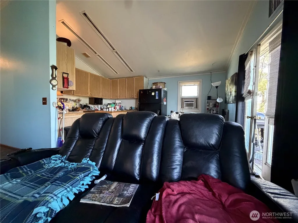 2745 NE Westshore Drive Moses Lake WA 98837