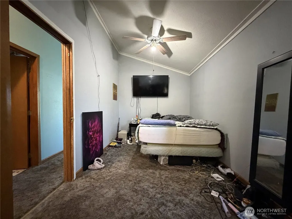 2745 NE Westshore Drive Moses Lake WA 98837