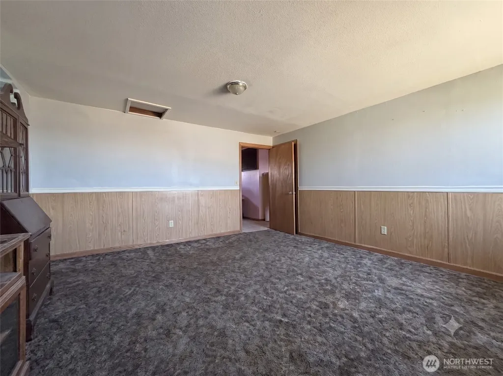 2745 NE Westshore Drive Moses Lake WA 98837