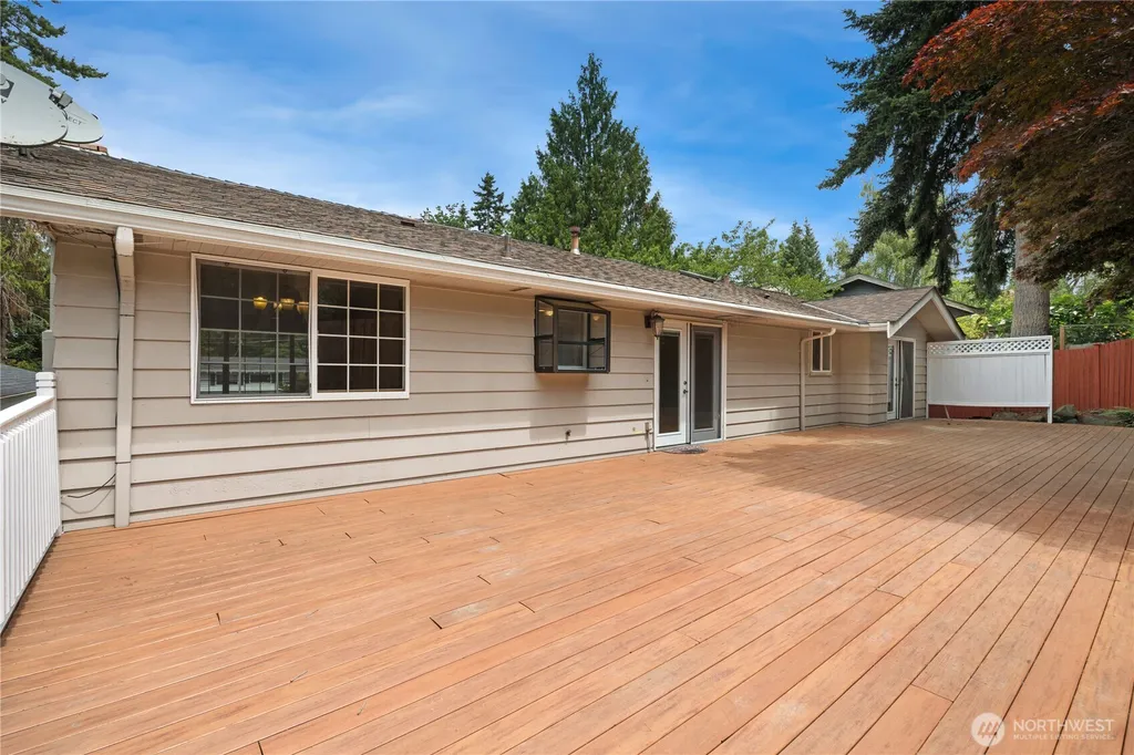 8912 229th Place SW Edmonds WA 98026