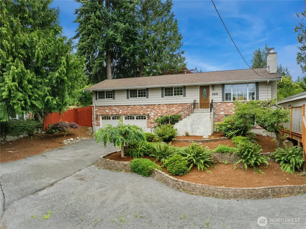 8912 229th Place SW Edmonds WA 98026