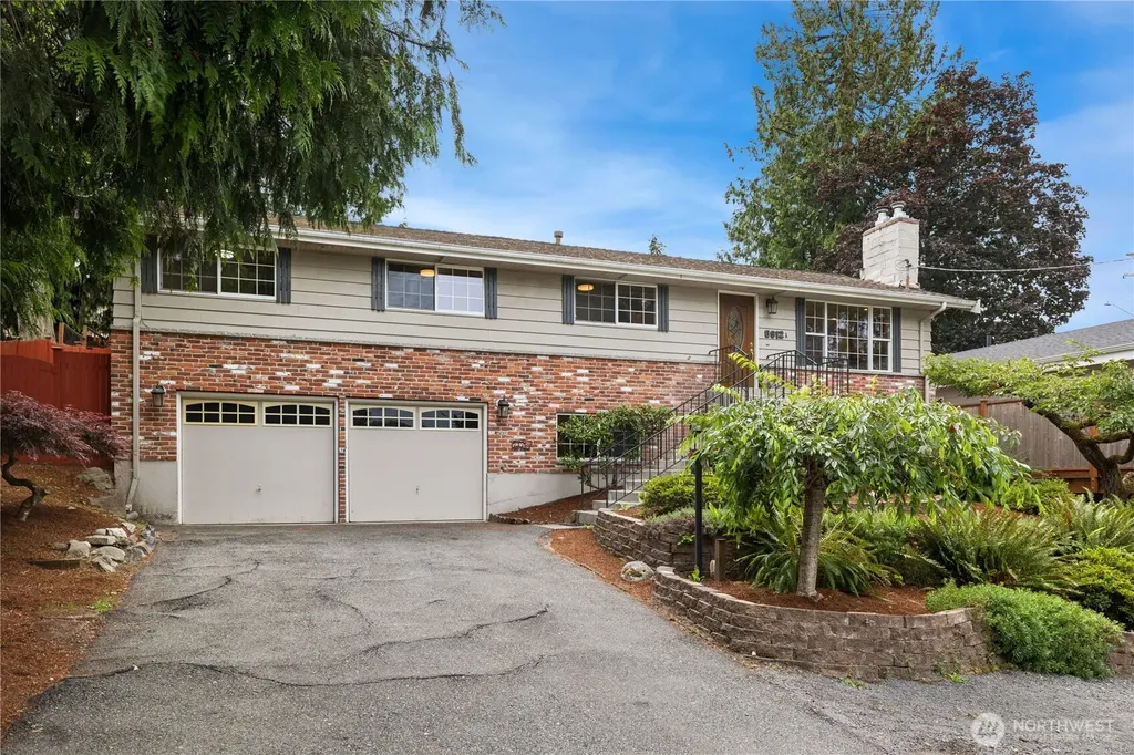 8912 229th Place SW Edmonds WA 98026