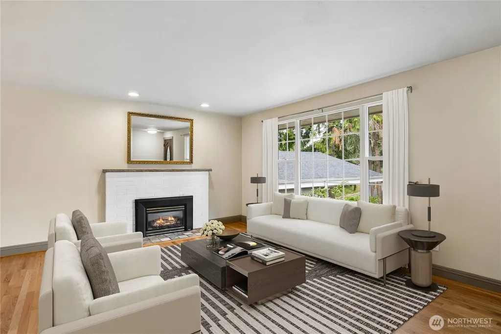 8912 229th Place SW Edmonds WA 98026