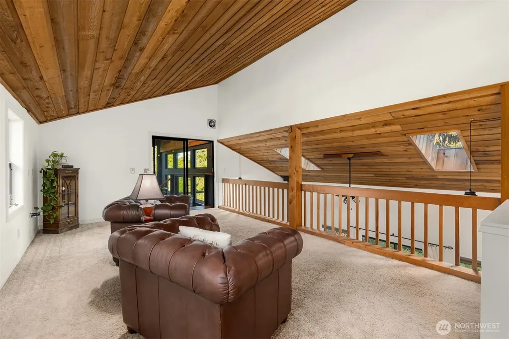 5250 NE See Forever Lane Poulsbo WA 98370