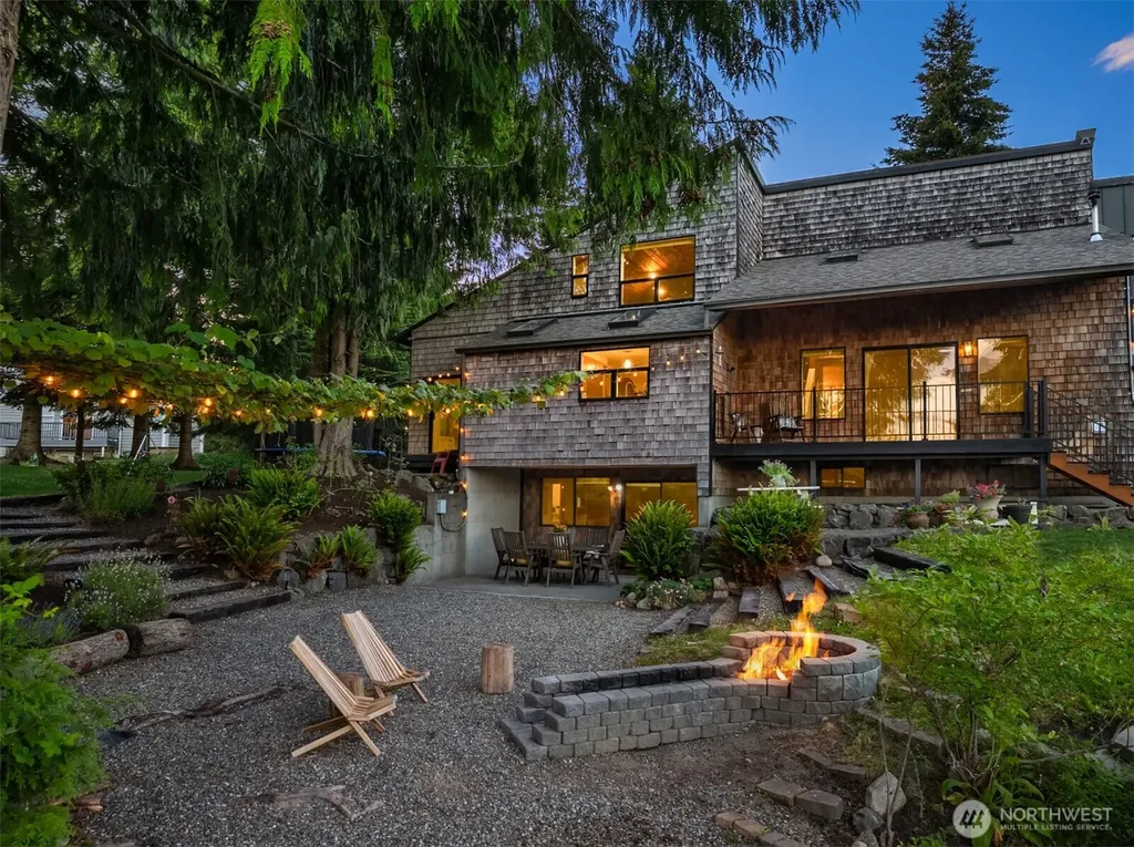 5250 NE See Forever Lane Poulsbo WA 98370