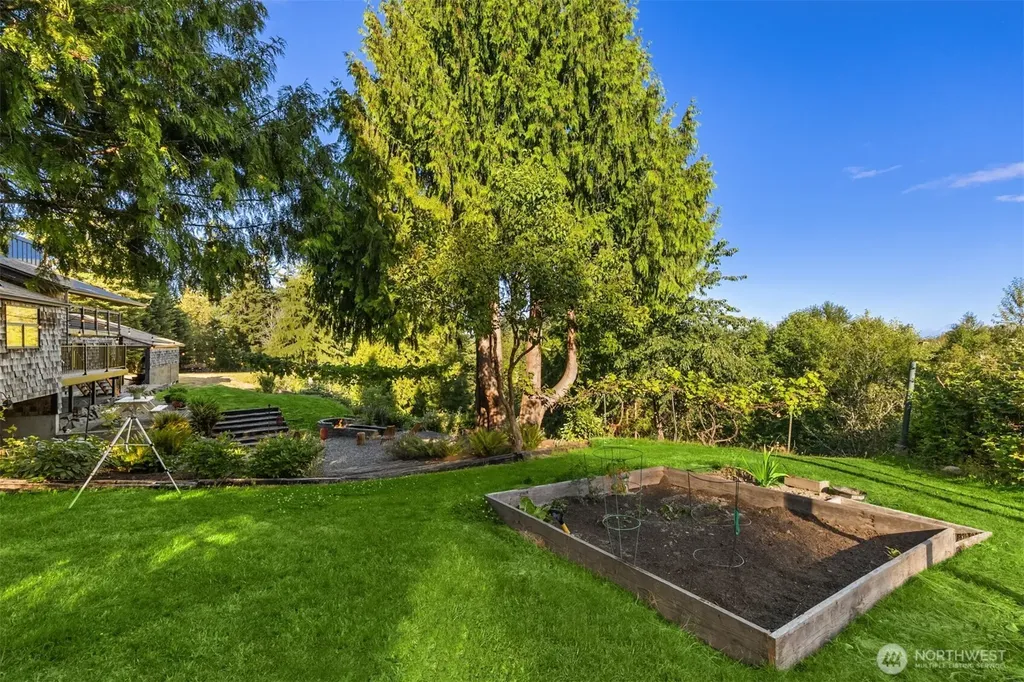 5250 NE See Forever Lane Poulsbo WA 98370