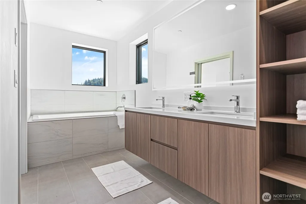 1019 Granary Avenue Bellingham WA 98225