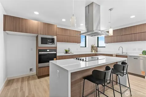 1019 Granary Avenue Bellingham WA 98225