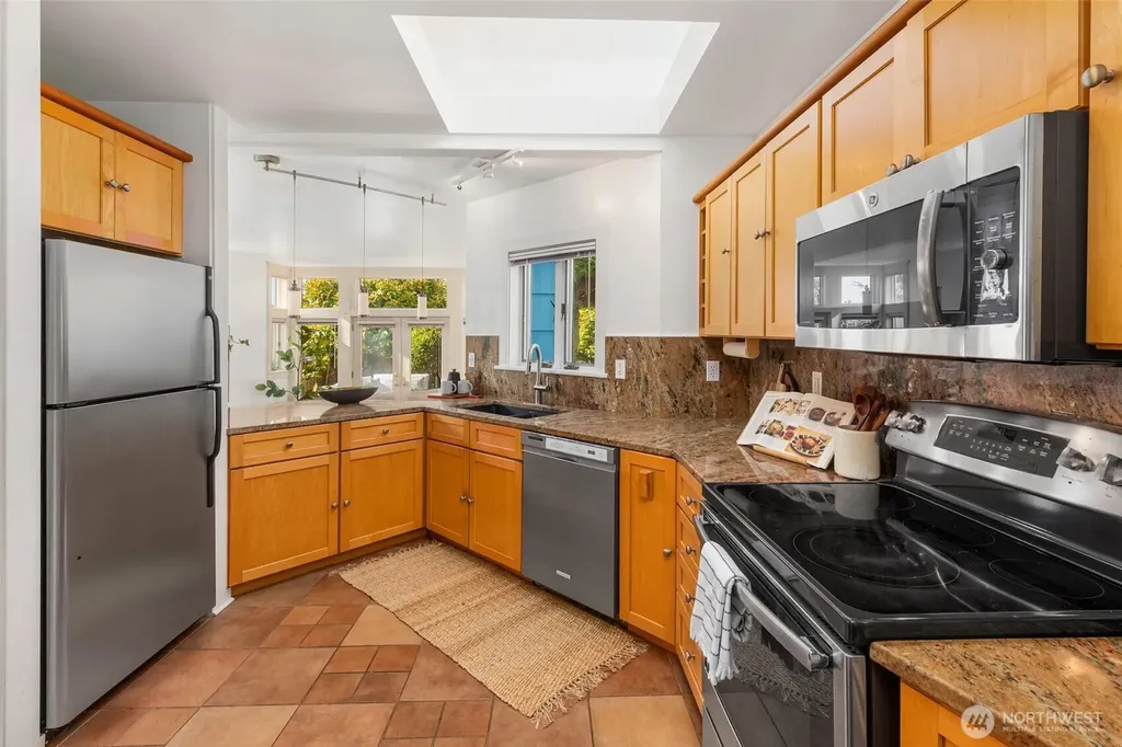 2342 NW 98th Street Seattle WA 98117