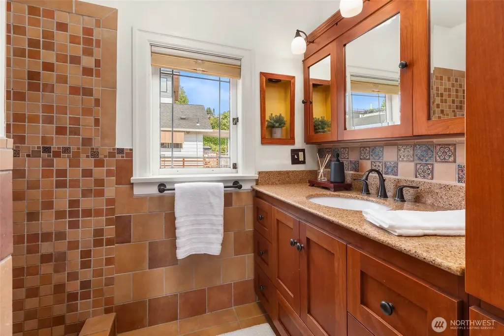 2342 NW 98th Street Seattle WA 98117
