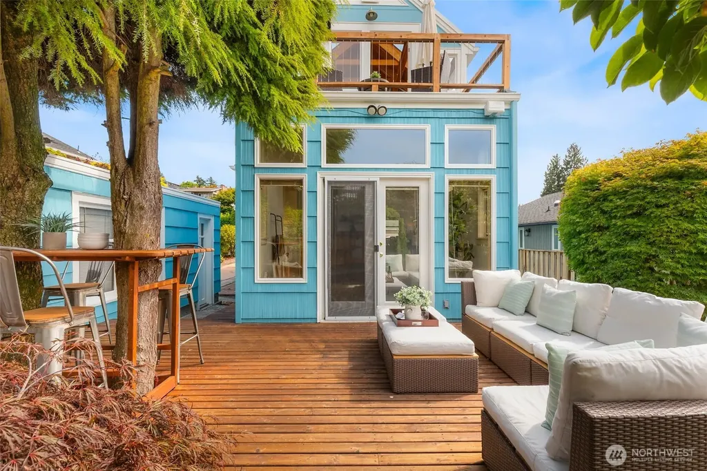 2342 NW 98th Street Seattle WA 98117