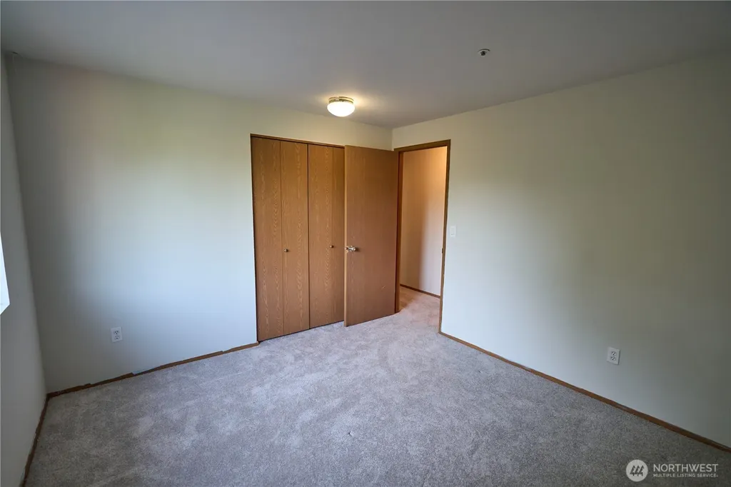 22023 SE 266th Place Maple Valley WA 98038
