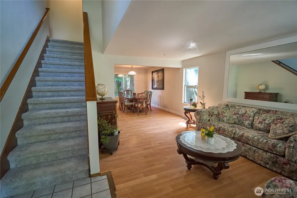 22023 SE 266th Place Maple Valley WA 98038